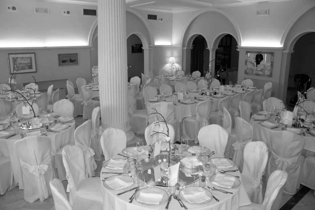 Hotel Villa Castellani Мольяно Экстерьер фото